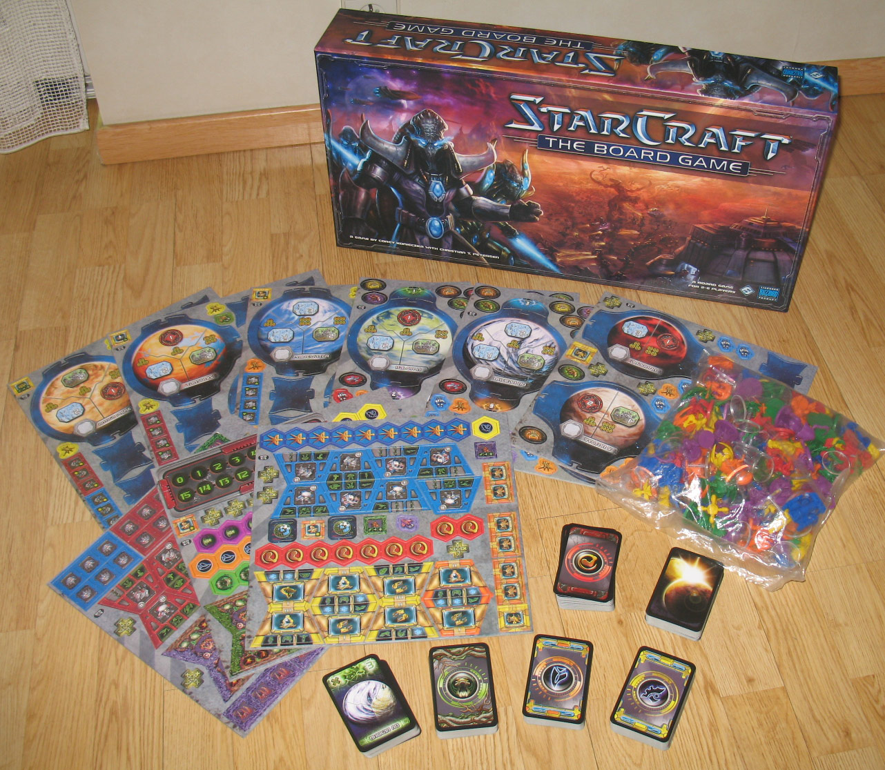 Le jeu de plateau StarCraft édité par Fantasy Flight Games.
