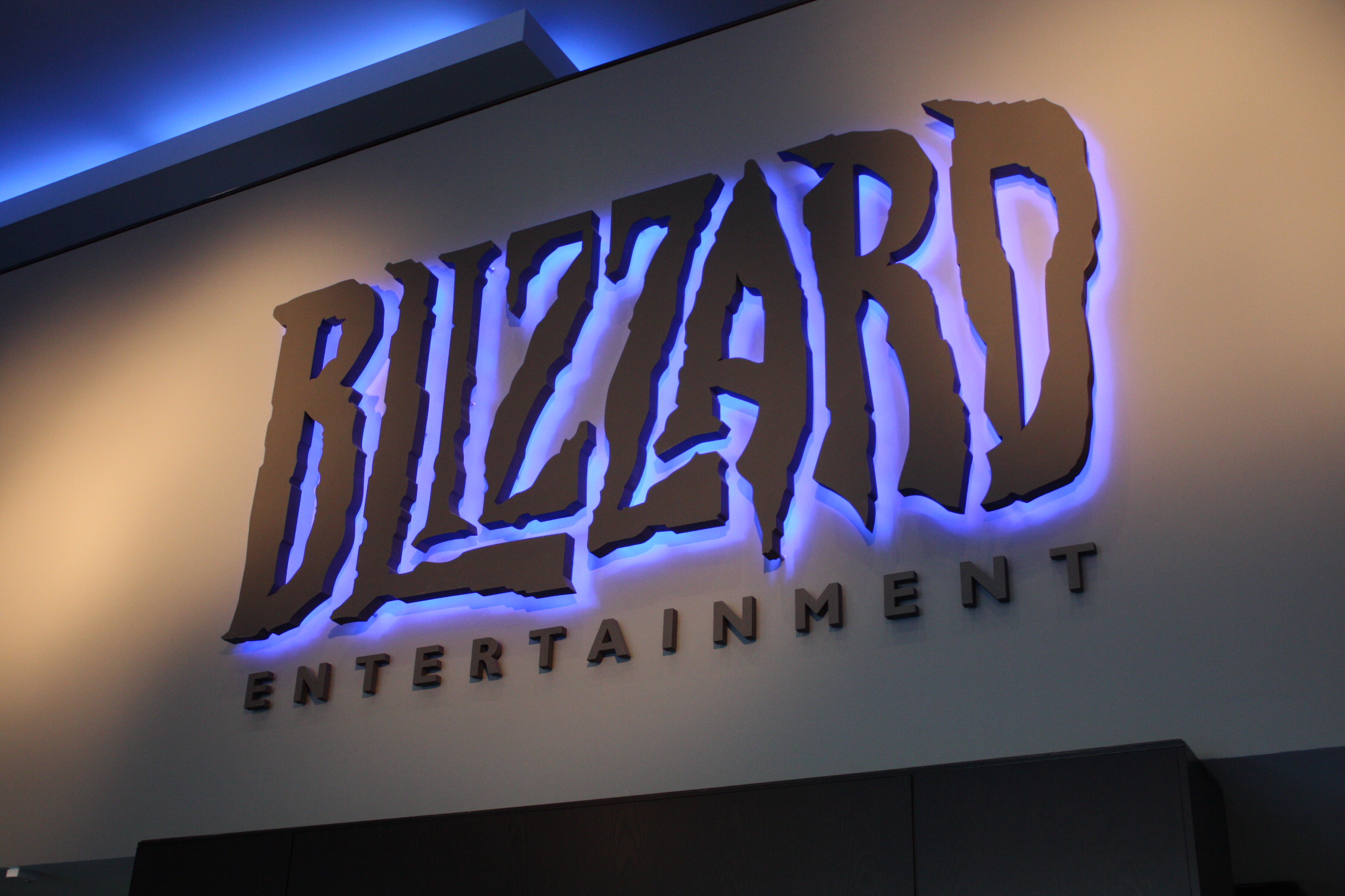 Photo du hall d'entrée menant notamment au Musée Blizzard.